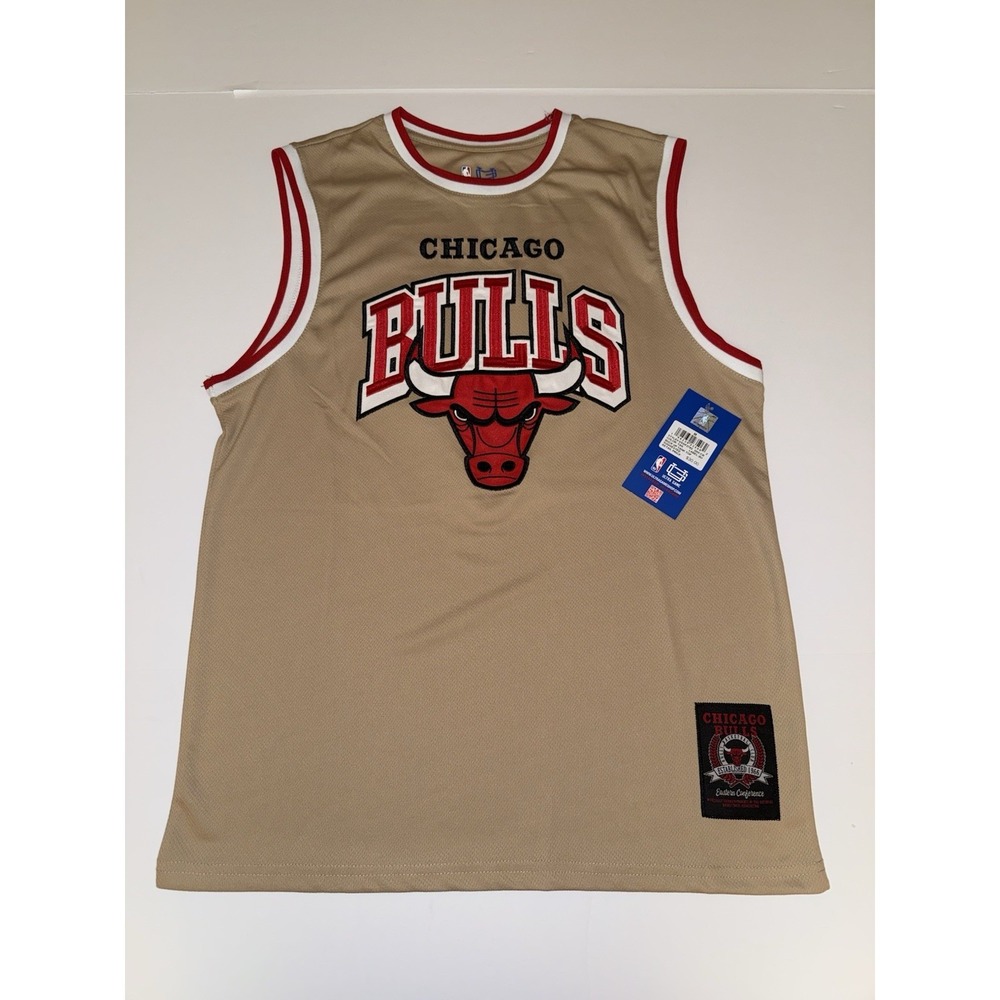 Chicago Bulls Men's NBA Jersey Medium Tan Ultra Game Embroidered NWT